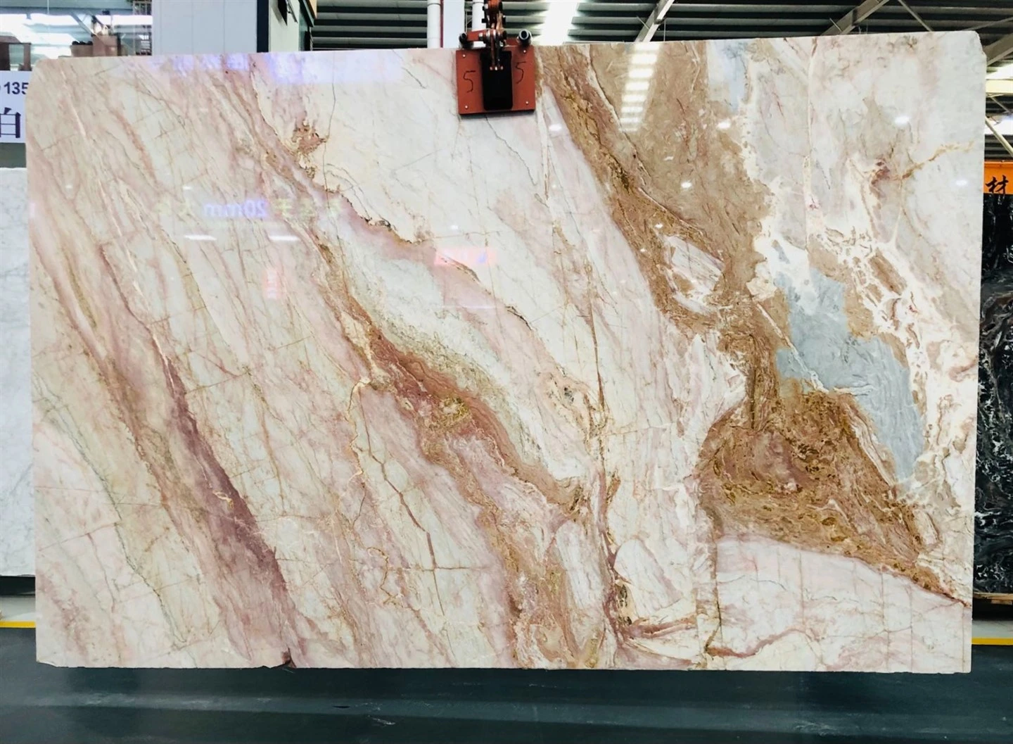 Calacatta Rosenoir stone